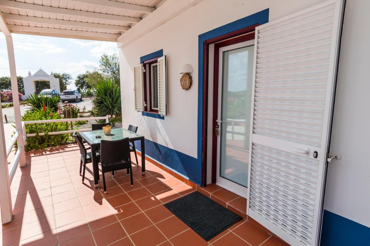 Monte Da Cabeca Gorda Bed & Breakfast Alcacovas Bagian luar foto